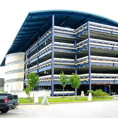 Meerlaagse Grote Overspanning Geprefabriceerde Stalen Parkeerstructuur Q235B Q355B