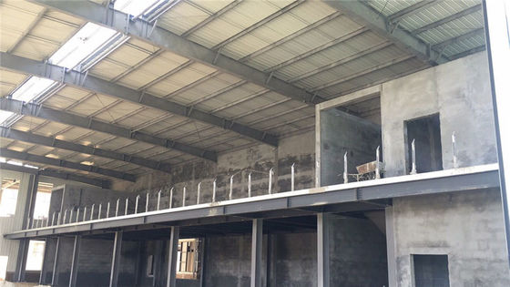Industriële geprefabriceerde lichte staalstructuur magazijngebouw H-sectie constructie geproduceerd door China