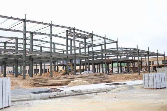 Portal Frame Staalbalk Kolom Staalstructuur Warehouse Hoge mate van aanpassing
