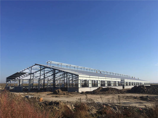 Q235B Geprefabriceerde Stalen Constructie Veehouderijgebouw