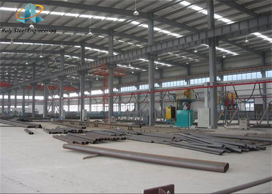 Vrije ontwerpresolutie Voorafgebouwde staalconstructies Gebouwingsmaterialen Bouwmaterialen Pakhuis Grote span Voorafgebouwde metalen gebouwen