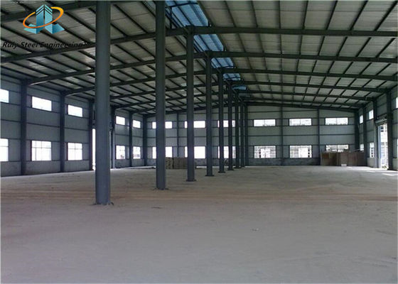 China Fabriek Staalconstructie Gebouwen Prijs Geprefabriceerde Huizen Schuur Metalen Garage Winkel Pakhuis Staalwerkplaats
