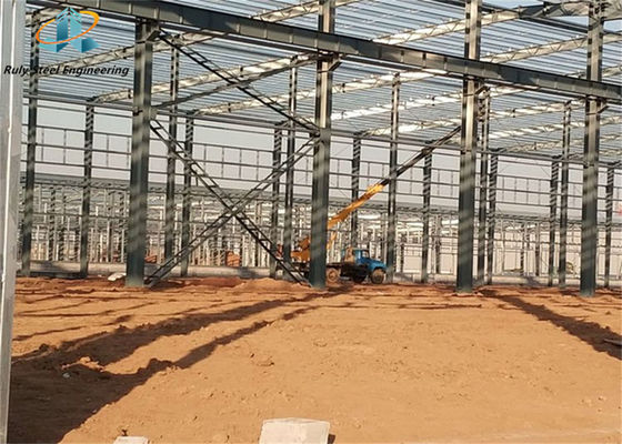 Ultra-duurzame en spannende staalstructuur voor grootschalige opslag Gemakkelijke assemblage Prefab staalstructuur Workshop
