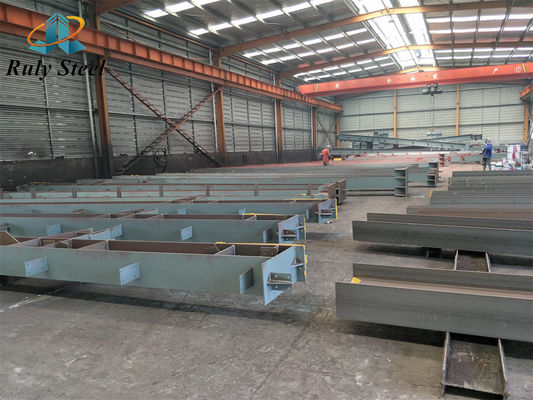 Ultra-duurzame en spannende staalstructuur voor grootschalige opslag Gemakkelijke assemblage Prefab staalstructuur Workshop