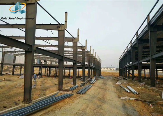 China Low Cost Raw Material Warehouse Makkelijk te monteren Op maat gemaakte prefab staalstructuur