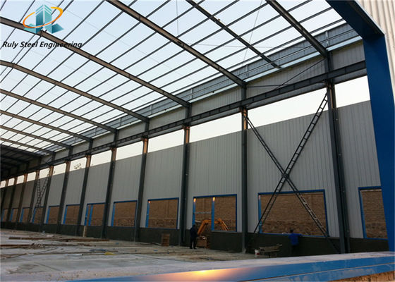 Staalconstructie Lichte metaal Constructie Schuur Werkplaats Fabrieksgebouwen magazijn
