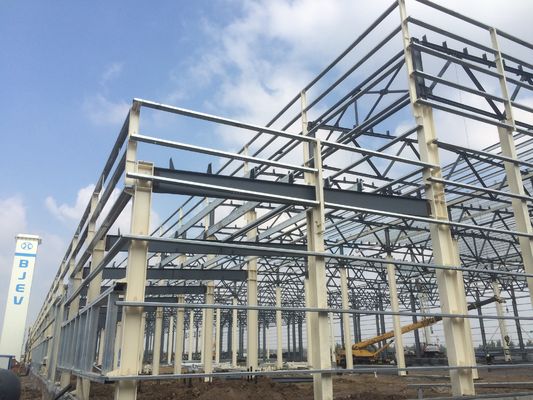 Grote staalconstructie Industrieel materiaal Constructie Metalen geprefabriceerde gebouwen magazijn