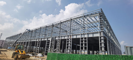 Rigiede gegalvaniseerde staalstructuur Prefab metalen gebouw
