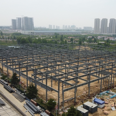 Stalen magazijn met zadeldakconstructie voor gebouwen met grote overspanning