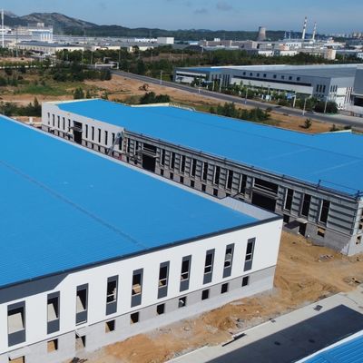 Voorgefabriceerd staalconstructiegebouw voor magazijn, werkplaats, garage