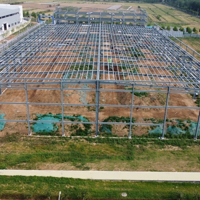 Prefab Steel Warehouse 150m x 40m met Glaswol Sandwich Panels