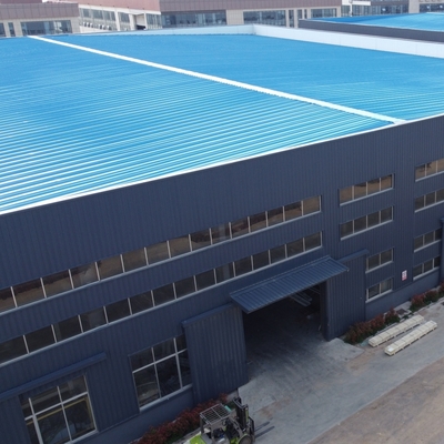 Voorgefabriceerde staalconstructies