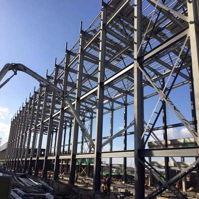 Op maat gemaakte staalconstructies voor magazijnwerkplaatsen