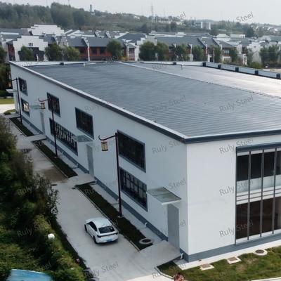Multifunktioneel staalconstructie magazijn met mezzanine voor showroom en kantoor