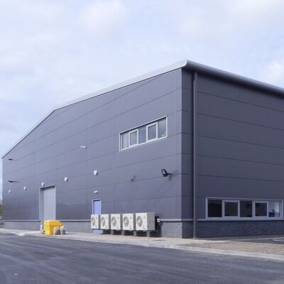 Q355B Voorgefabriceerd stalen pakhuis met sandwichpaneel