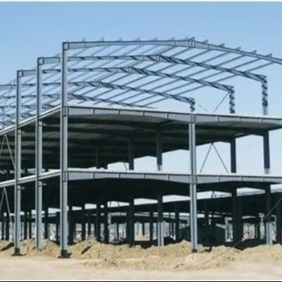 Q355B Voorgefabriceerd stalen pakhuis met sandwichpaneel