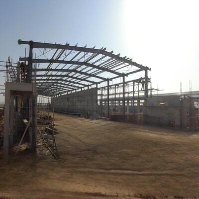Voorgefabriceerd staalhuis Kippenkoepel Staalgebouwen Boerderij Staalconstructie Kippenhuis