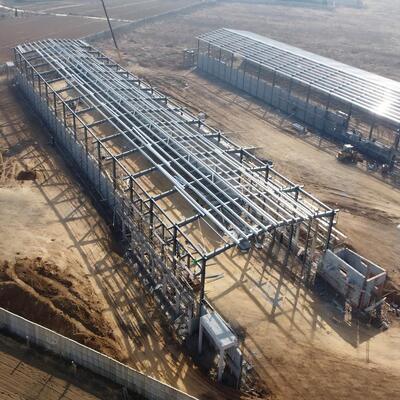 Voorgefabriceerd staalhuis Kippenkoepel Staalgebouwen Boerderij Staalconstructie Kippenhuis