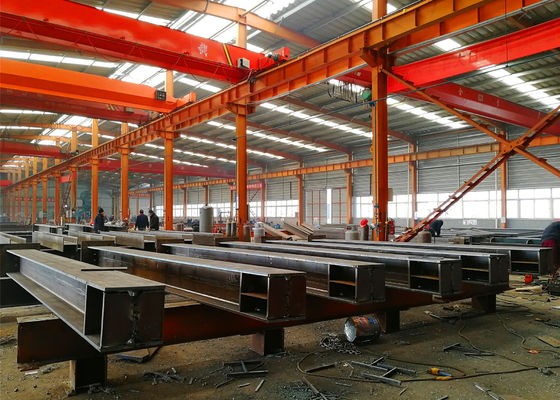 Professionele constructiestaalfabrikanten voor fabriekshallen