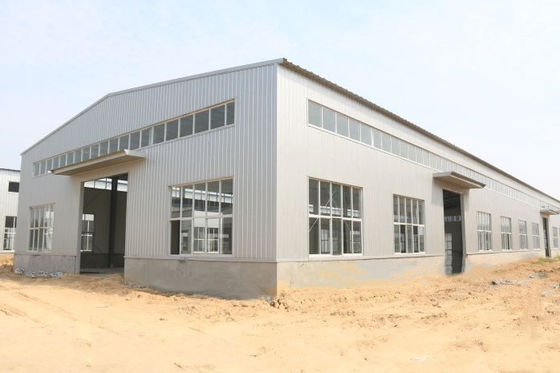 Fabriek met hoge sterkte Voorafgebouwde staalconstructie Voorafgebouwde gebouwen magazijn Lichte metaalframe bouwwerkplaats